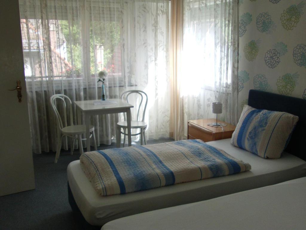Hotel Martinsklause Meckesheim Quarto foto