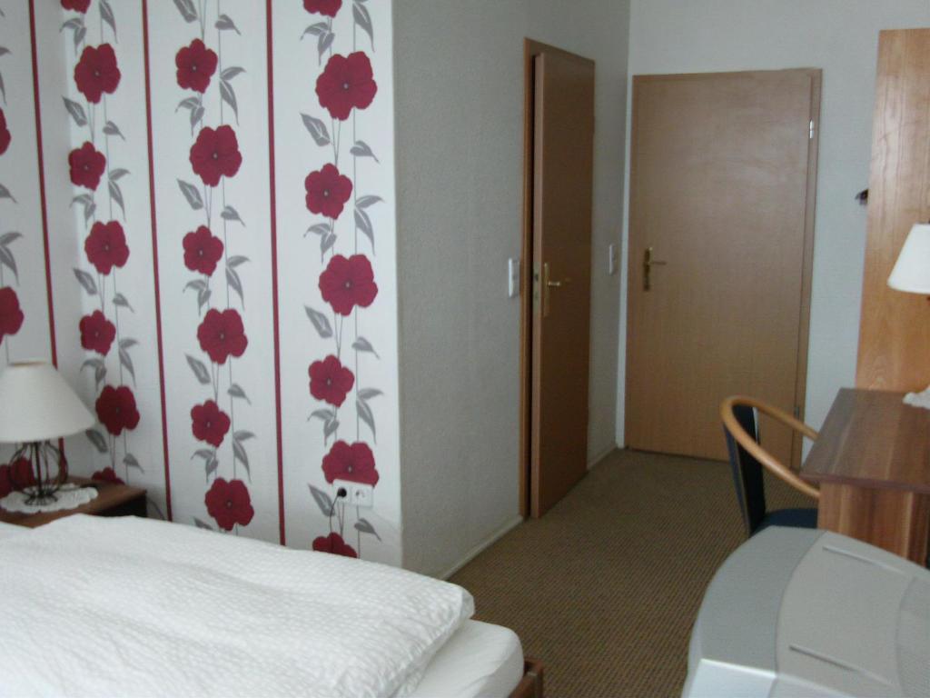 Hotel Martinsklause Meckesheim Quarto foto